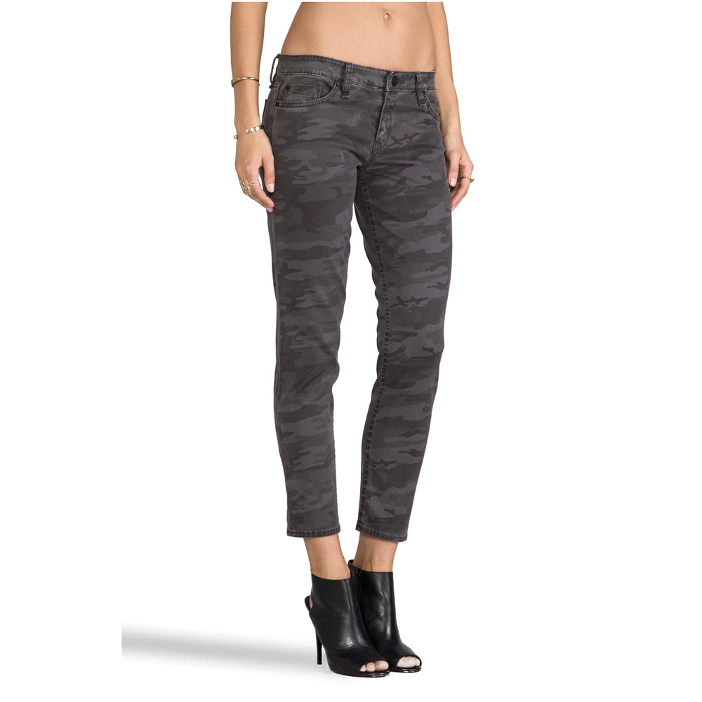 Sanctuary Camo Charmer Cotton Capri Skinny Jean
